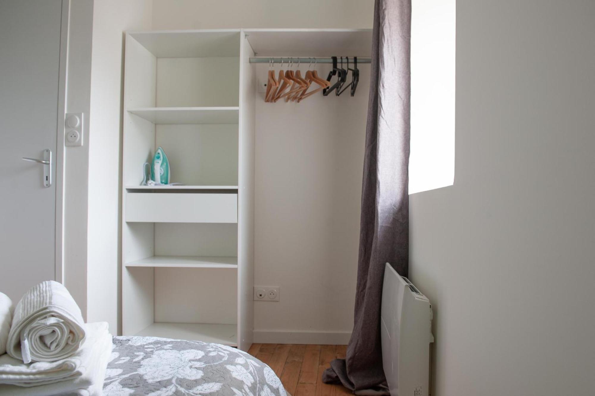 Immeuble De 3 Appartements Avec Cour Interieure Brest Room photo