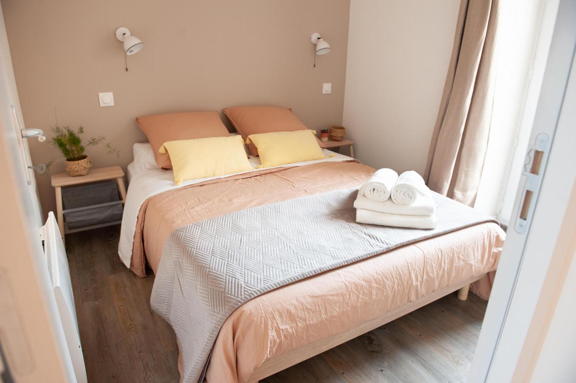 Immeuble De 3 Appartements Avec Cour Interieure Brest Exterior photo
